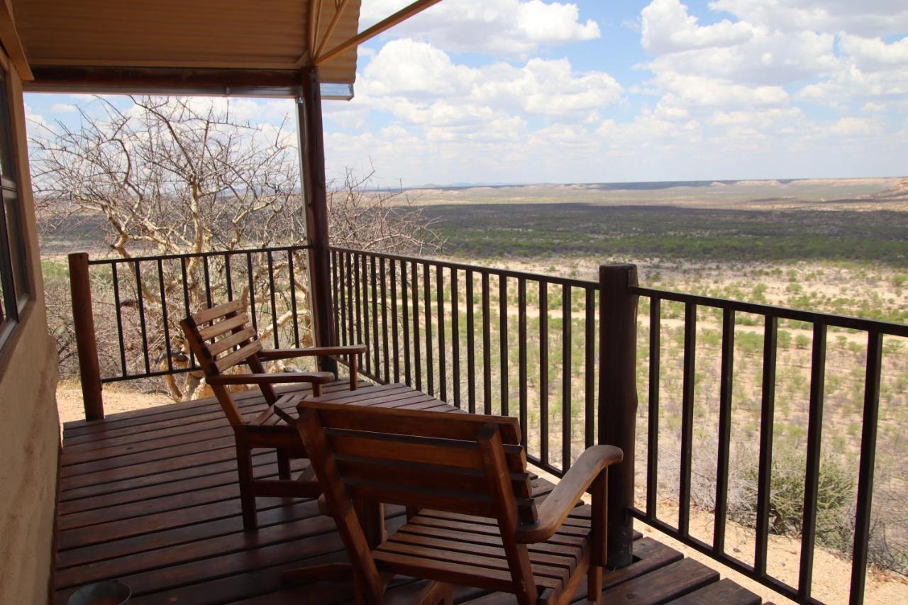 Ugab Terrace Lodge Vingerklip ภายนอก รูปภาพ